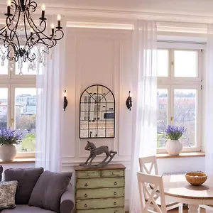 Charme De Provence In Apartment