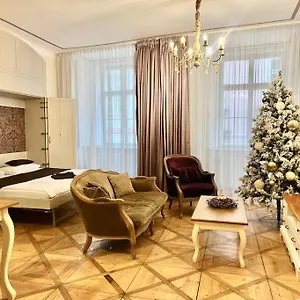 Extraordinary Apartment