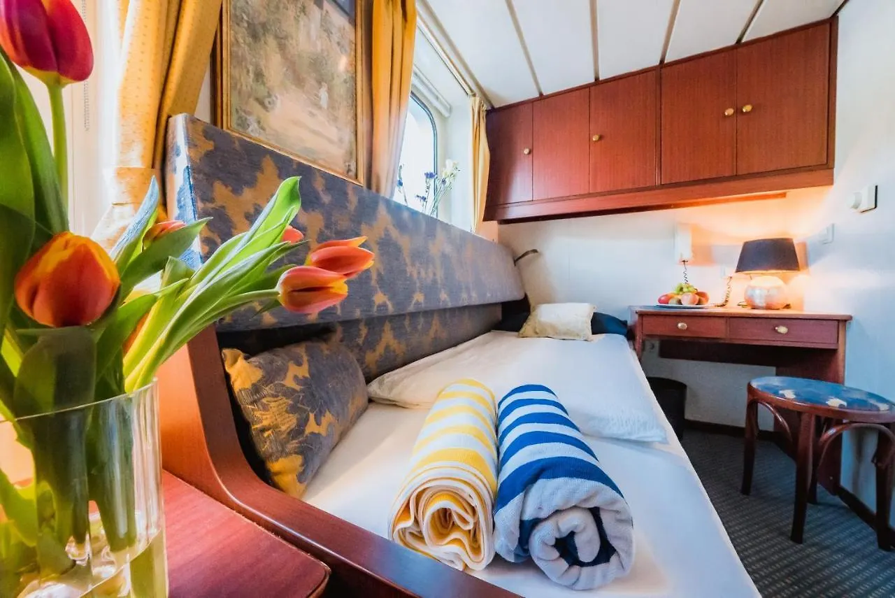 River Hotel Koenigstein Prague Botel